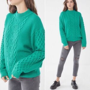 URBAN OUTFITTERS UO Austin Mock-Neck Cable Knit  Sweater Green Size XS